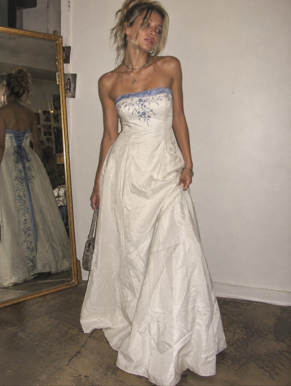 Vintage Y2K Niki by Niki Livas Strapless Floral Embroidered Gown Size 8 Prom